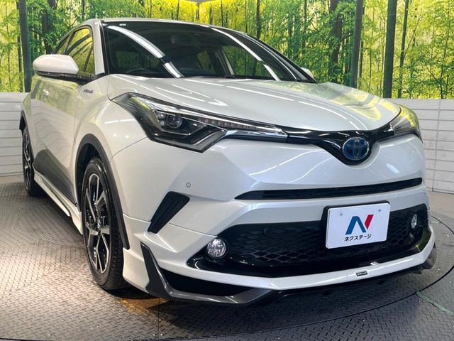 大好評のボディコーティング「弾スプラッシュコート」もご納車までに施工可能。通常のガラスコートと異なる、耐久年数6年の無機質ガラスコーティングが、ボディをキレイな状態に保ってくれます。
