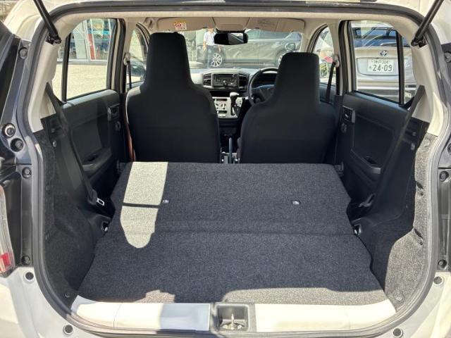 WECARS（ウィーカーズ）は全国250店舗展開！お客様が安心してカーライフをお楽しみいただけるよう社員一同心を込めてサポートいたします。