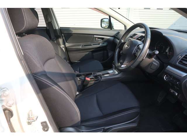 ●中古タイヤホイール4本セット2万円●普通車TベルトWポンプ交換7万円●新品HID2万円●下廻り防錆1.8万円●新品エンジンスターター3万円●新品ETCセットアップコミ1.8万円●全て部品代・工賃コミ