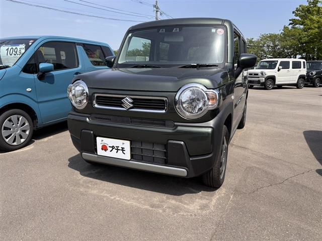 これからお車を購入し長くカーライフを楽しんで頂きたいと思い、当社スタッフは、そんな様々なお客様と安心して、楽しめるカーライフを一緒に考えてご提案させて頂いております。