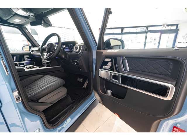 【SKY GROUP】輸入車専門で16ブランドを取り扱う正規ディーラーです。スーパーカーを得意とし、ブガッティやパガーニ、ピニンファリーナ、ジンガーの正規ディーラーも運営しております。