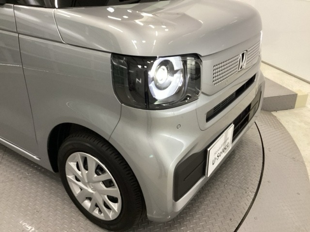 ヘッドライトで、個性も光る　、長く乗っていたい車です。
