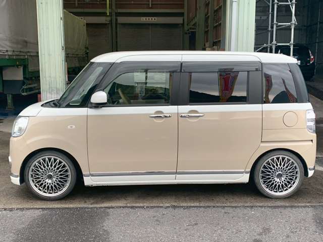 フラット7栗東湖南インターの在庫をご覧頂き誠にありがとうございます！当店は創業20年以上の武田オートサービス（株）が運営しております。気になる点などございましたらお気軽にお問い合わせ下さい！（＾＾）！