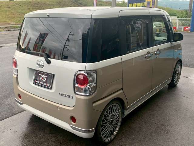 フラット7栗東湖南インターの在庫をご覧頂き誠にありがとうございます！当店は創業20年以上の武田オートサービス（株）が運営しております。気になる点などございましたらお気軽にお問い合わせ下さい！（＾＾）！