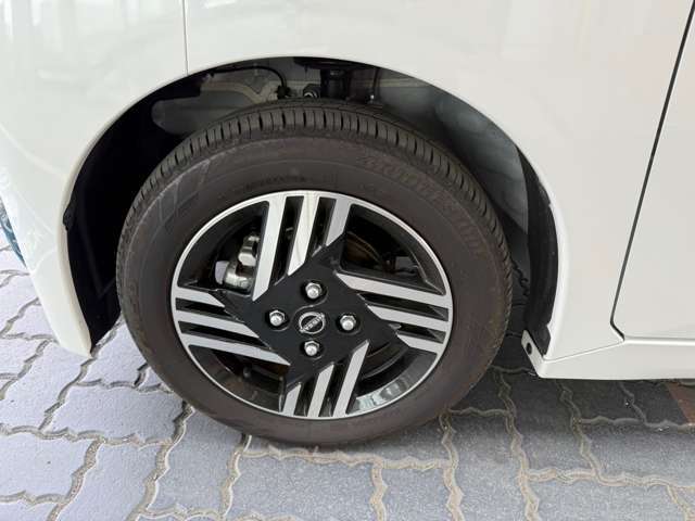 全国どこでも納車OKです！遠方のお客様も歓迎します。納車後の保証修理はお近くの日産のお店で対応出来ますので、お気軽にお電話下さい。TEL 0296-76-2623