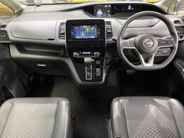 グループ総在庫数約30，000台！！全国の系列店からメーカー・車種問わずご紹介出来るので、あなたにピッタリのお車が見つかるはずです♪まずはお問い合わせ下さい☆