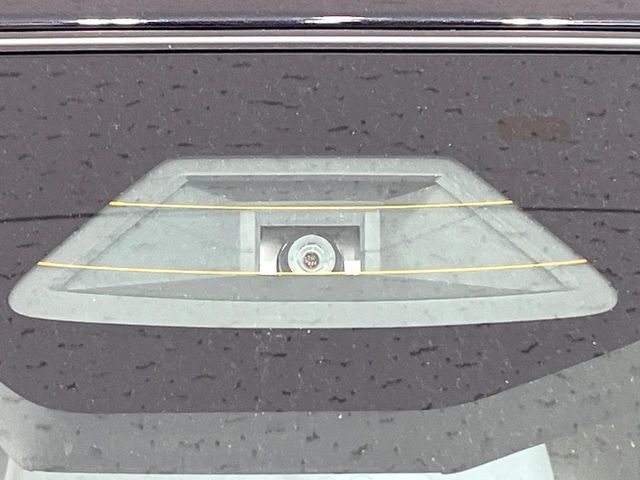 【スズキ　セーフティサポート】走行中に前方の車両等を認識し、衝突しそうな時は警報とブレーキで衝突回避と被害軽減をアシスト。より安全にドライブをお楽しみいただけます。