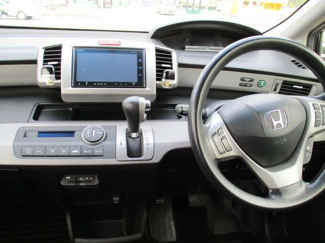 当店オススメ車！お電話でのお問い合せはフリーダイヤル0078-6002-417606までお気軽にどうぞ！
