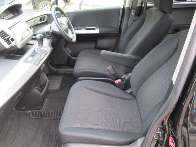 当店オススメ車！お電話でのお問い合せはフリーダイヤル0078-6002-417606までお気軽にどうぞ！