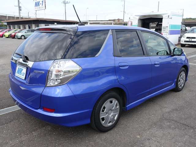 お客様のご希望のナンバーをお付けしてご納車するプランもご用意しています。お好きな番号でお客様だけのナンバーを付けてみませんか？詳細はAプランをご覧ください。