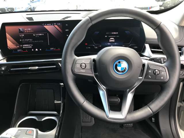 アクティブクルーズコントロール付きです。前車追従式のクルーズコントロールですので渋滞時も便利です。