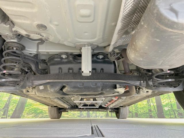 下回りがきれいなうちに、防錆加工の施工がオススメ。降雪地域はもちろん、沿岸部にお住いの方や、趣味でマリン・ウィンタースポーツをされる方にご好評いただいております。