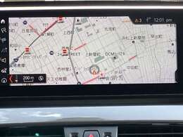 純正ナビが装着されています。センターコンソールのデザインもとてもすっきり！ナビが有ると無いとでは大違い！　普段はそんなに使わなくても困ったときにはホントにありがたいです！