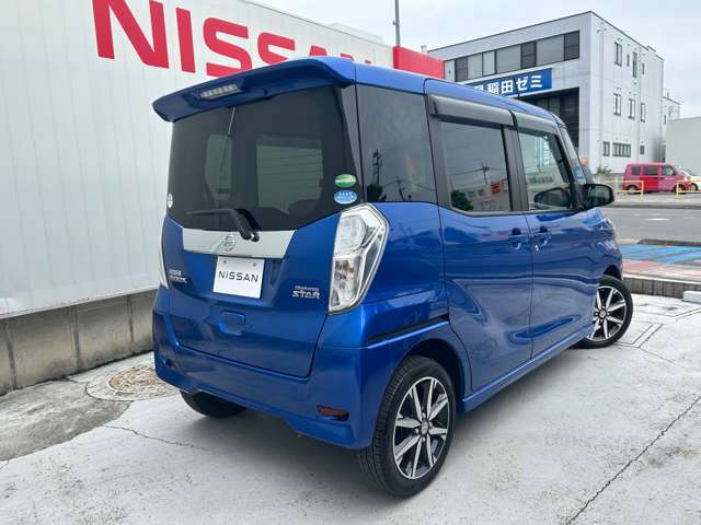 所々細かな線傷等がございます。店舗にて展示いたしておりますので是非現車確認にご来店くださいませ。