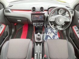 グループ総在庫数約30，000台！！全国の系列店からメーカー・車種問わずご紹介出来るので、あなたにピッタリのお車が見つかるはずです♪まずはお問い合わせ下さい☆