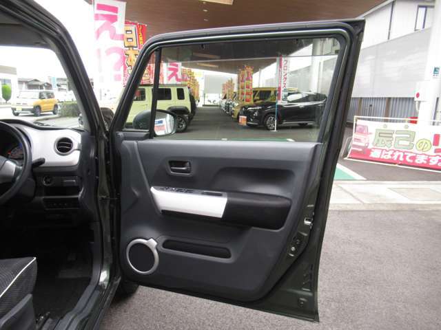 カーセンサーアフター保証も扱っています！　納車前の整備もお任せください！　アフターフォローもばっちりお任せください(^O^)