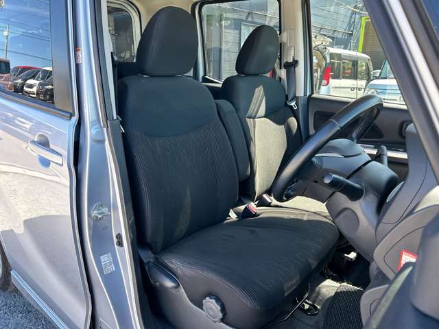 当店では軽自動車から普通車まで幅広くオールメーカーの車種・色・グレードを豊富に揃えております。