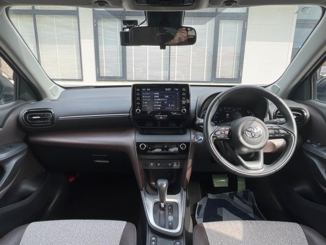 グループ総在庫数約30，000台！！全国の系列店からメーカー・車種問わずご紹介出来るので、あなたにピッタリのお車が見つかるはずです♪まずはお問い合わせ下さい☆