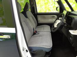 「この車の写真をもっと見たい」「状態が気になる」「この装備はついている？」どんな小さな疑問でもお気軽にお問い合わせください！