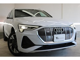 アウディ e-tron 50 クワトロ Sライン 4WD インテリアP バーチャルミラー パノラマSR