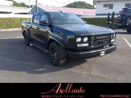 トヨタ ハイラックス 2.4 Z ディーゼルターボ 4WD 自社オリジナル角目4灯フェイス