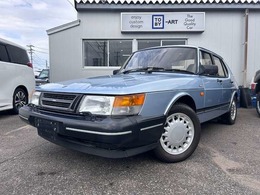 サーブ 900セダン i16 