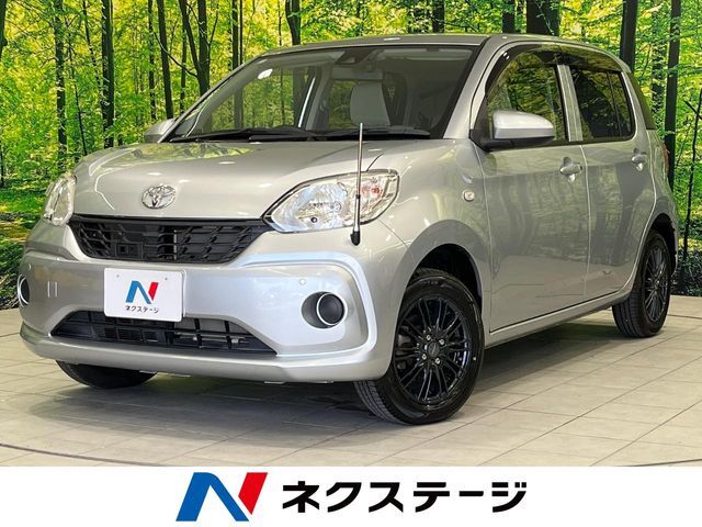 純正SDナビ　バックカメラ　スマートアシスト　禁煙車　シートヒーター
