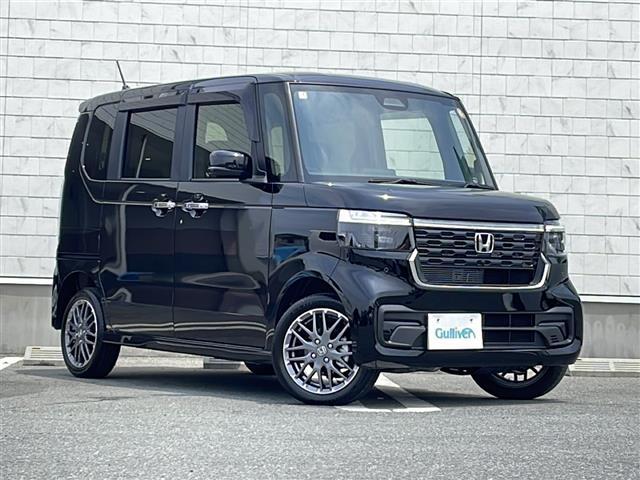 禁煙車　ホンダセンシング　ハーフレザーシート　両側パワースライド　純正ナビ　バックカメラ　フルセグ　シートヒーター　ミラーヒーター　パドルシフト　純正エンジンスターター　LEDライト　電動パーキング