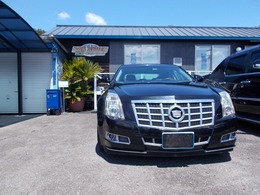 キャデラック CTS 3.0 プレミアム 左ハンドル/ディーラー車/黒革シート/純正