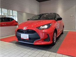 トヨタ ヤリス 1.5 X 全周囲モニター　ブラインドSモニター