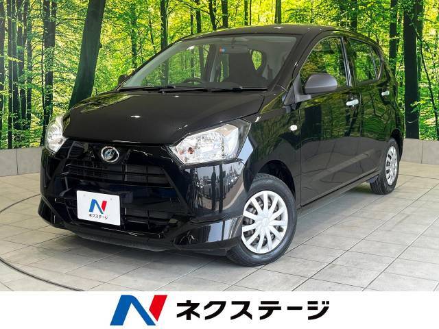 禁煙車　現行モデル　CDオーディオ　オートライト　横滑り防止装置