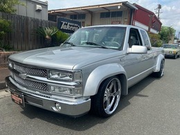 シボレー C1500 EXキャブ 左ハンドル　社外モニター