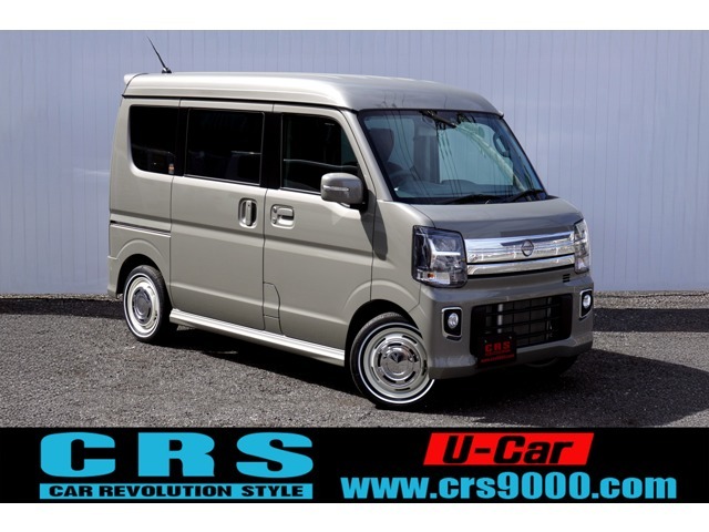 CRS即納中古車☆13キロ走行車両☆ハイエース専門店のCRSが自信を持っておすすめする中古車両です。www.crs9000.com