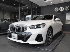 i5