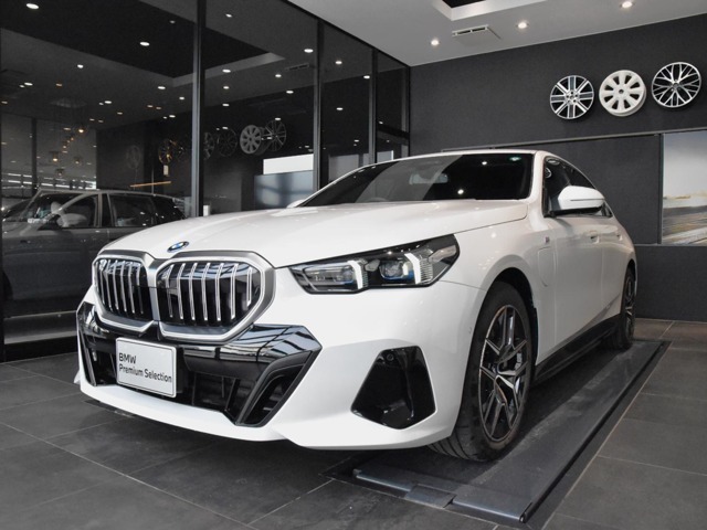 ご質問、ご相談など承ります！BMW 正規ディーラー(株)アルコン専用フリーダイヤル【0120-419-603】までお気軽にお電話下さいませ！