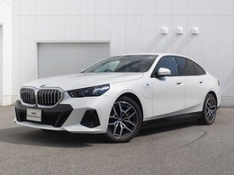 BMW i5 eドライブ40 Mスポーツ オートトランク　ハーマンカードン　純正HD