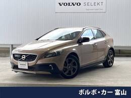 ボルボ V40クロスカントリー T5 4WD 禁煙車　革シート　純正HDDナビ