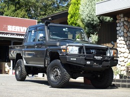 トヨタ ランドクルーザー70ピックアップ 4.0 4WD 30周年アニバーサリー