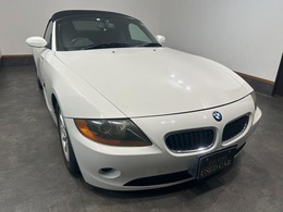 BMW Z4 ロードスター2.2i 社外オーデイオ　ETC　AT
