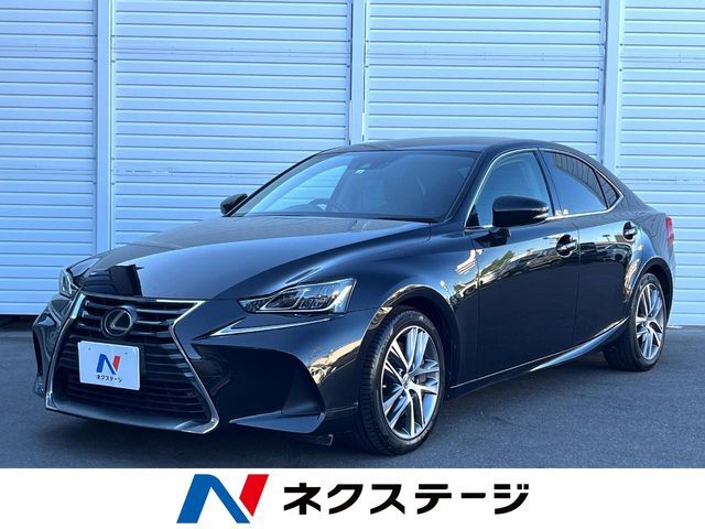 スマートキー　LEDヘッド　ビルトインETC　車線逸脱警報　オートライト