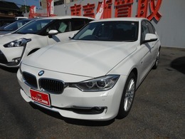 BMW 3シリーズ 320i ラグジュアリー 本革　バックカメラ　キーフリー