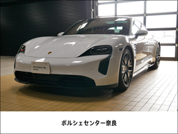 ポルシェ タイカン GTS 4+1シート 4WD リアアクスルステアリング　BOSE