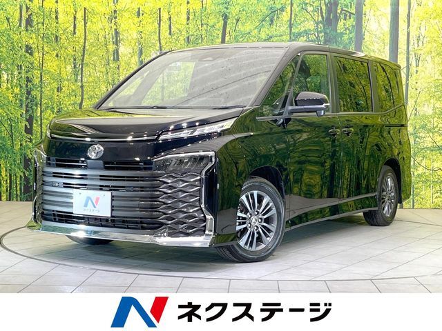 両側電動ドア　純正ディスプレイ　バックカメラ　レーダークルーズ　禁煙車