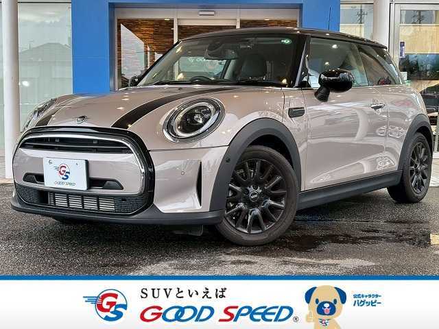 R5年式MINI3ドアクーパーD入庫！ルーフトップグレー！お問い合わせは、052-773-4092後藤まで！ AppleCarPlay　バックカメラ　アダクティブクルーズコントロール　シートヒーター　ミラーETC　コンフォートアクセス