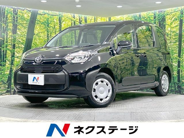 衝突軽減　レーダークルーズ　LEDヘッド　寒冷地仕様　スマートキー