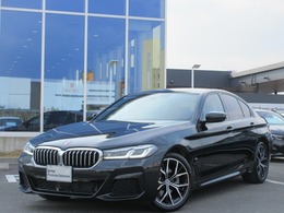 BMW 5シリーズ 523i Mスポーツ 19AWナッパー黒革ウッドデモカー認定車
