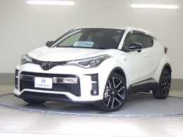 トヨタ C-HR ハイブリッド 1.8 S GR スポーツ 8インチナビ/バックカメラ
