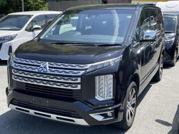 三菱 デリカD：5 2.2 P ディーゼルターボ 4WD 純アルミ　ナビTV　両側電動ドア　4WD
