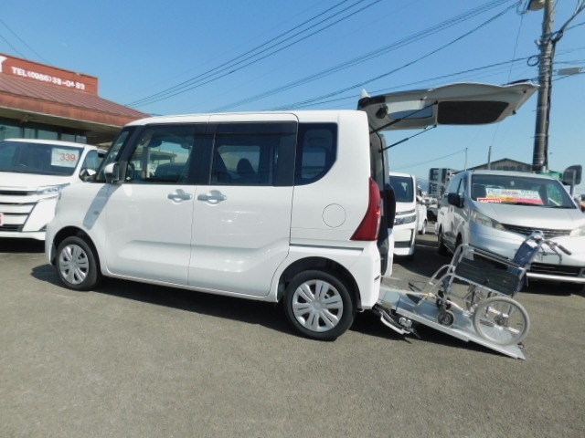 こちらのお車は0986-38-0489(福祉車輌取扱士スペシャリスト 中戸)までどの様な事でもお気軽にお問い合わせください。