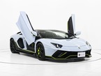 LP780-4 ウルティメ 4WD